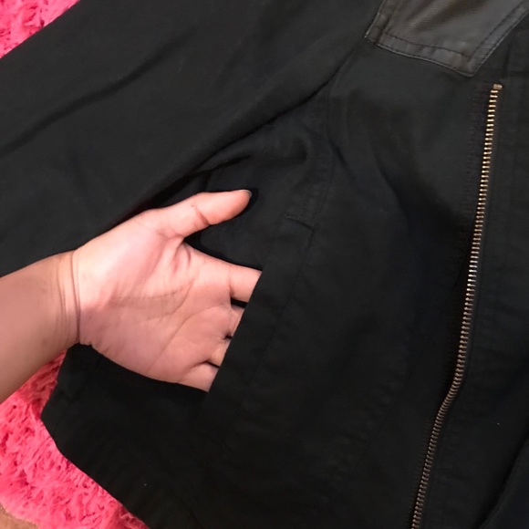 Forever 21 faux leather jacket - Picture 2 of 4